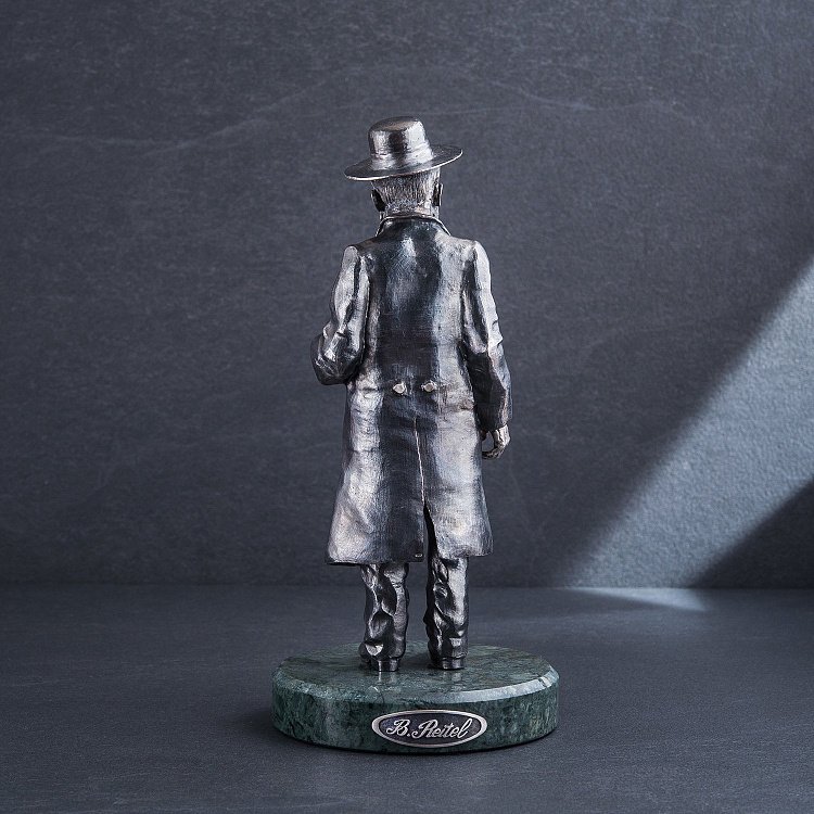 Срібна фігура ручної роботи "Єврей з Торою" сер00045е від ювелірного магазину Онікс - 3