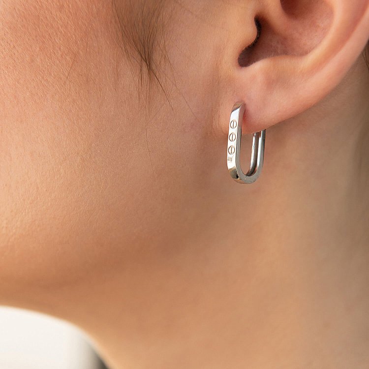 Сережки "Love" у білому золоті с08607 від ювелірного магазину Онікс - 1