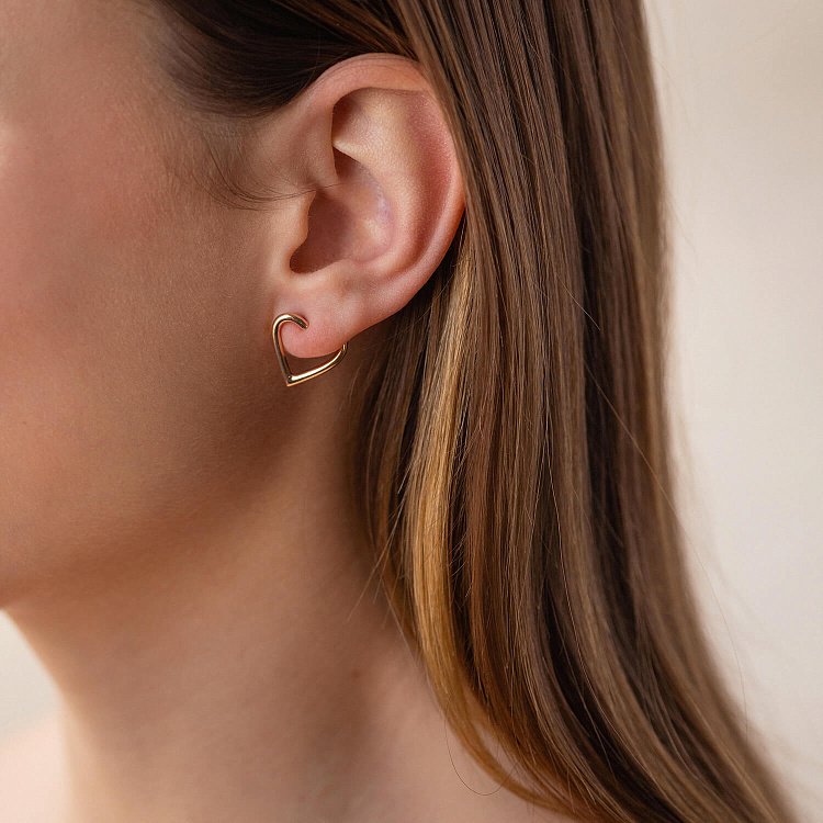 Серьги - пусеты "Сердечки" в красном золоте с08090 от ювелирного магазина Оникс