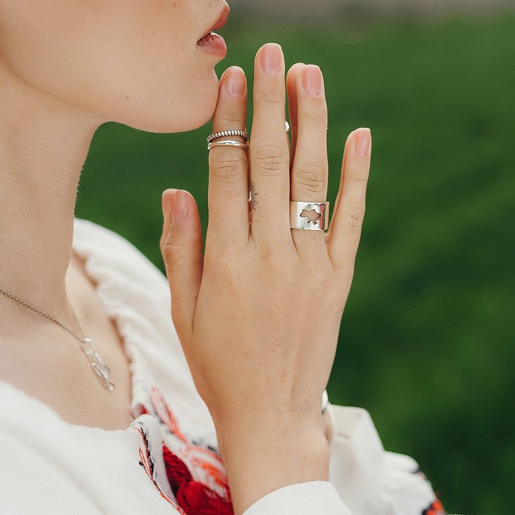 Серебряное кольцо "Моя Украина" 112211 от ювелирного магазина Оникс - 12