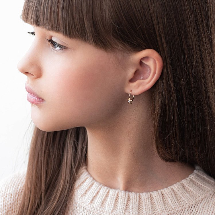 Золотые детские серьги "Цветочки" с05933 от ювелирного магазина Оникс - 1