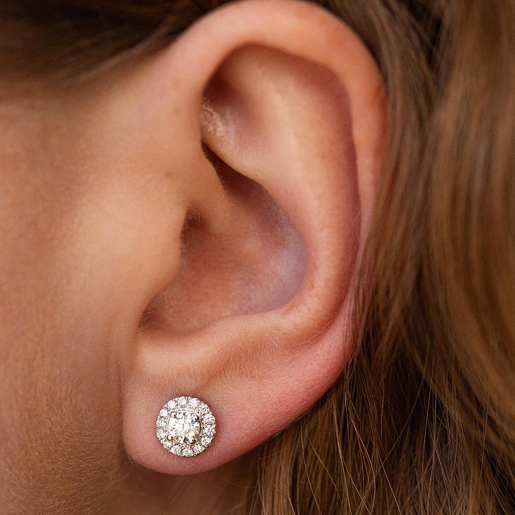 Золотые серьги - пусеты с бриллиантами сб0415cha от ювелирного магазина Оникс - 3