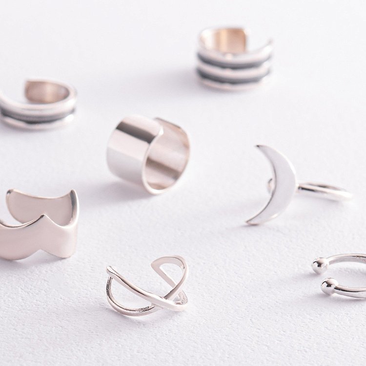 Сережка - каффа "Місяць" в сріблі 122901 від ювелірного магазину Онікс - 2