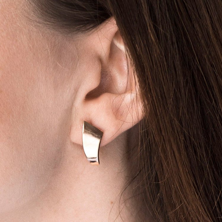 Золотые серьги без камней с05345 от ювелирного магазина Оникс - 1