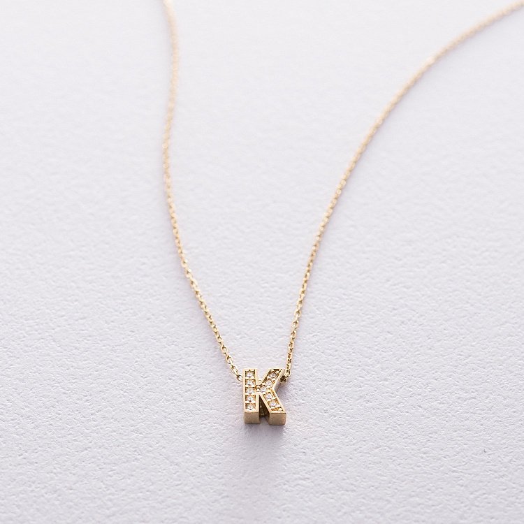 Колье с буквой "К" в желтом золоте (фианиты) кол01165К от ювелирного магазина Оникс