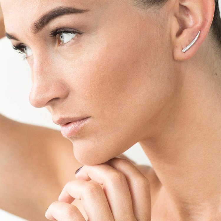 Срібні сережки з фіанітами 122189 від ювелірного магазину Онікс - 4