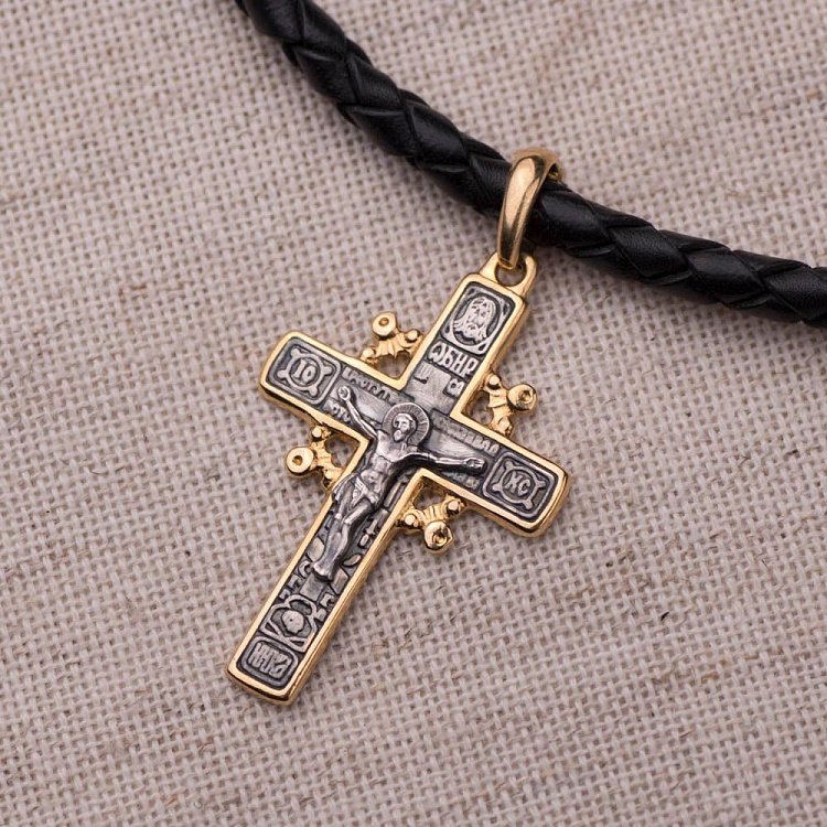 Серебряный крестик с чернением и позолотой "Распятие". Молитва "Да воскреснет Бог" 132501 от ювелирного магазина Оникс