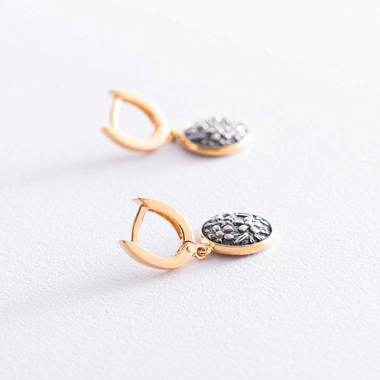 Срібні сережки "Квіточки" (чорніння, позолота) 122796 від ювелірного магазину Онікс - 2