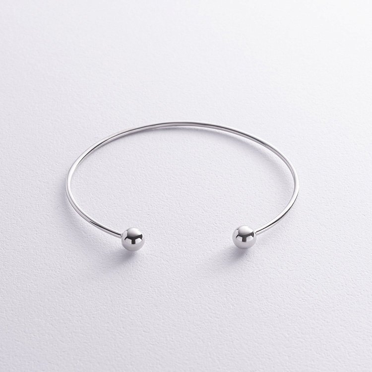 Жесткий браслет "Шарики" (белое золото) б05474 от ювелирного магазина Оникс