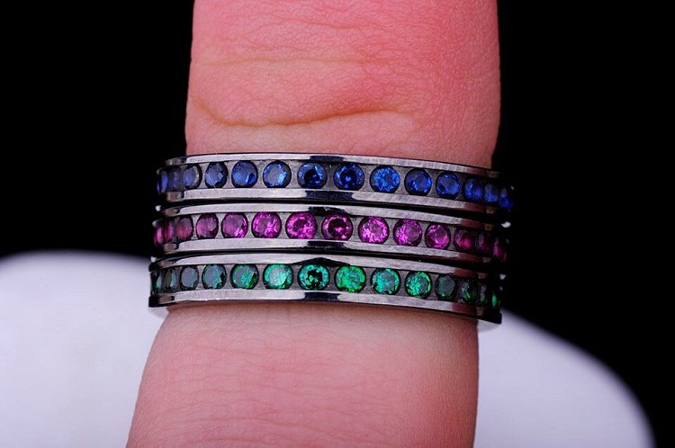 Оксидована потрійна каблучка з кольоровими фіанітами к02637 від ювелірного магазину Онікс - 3