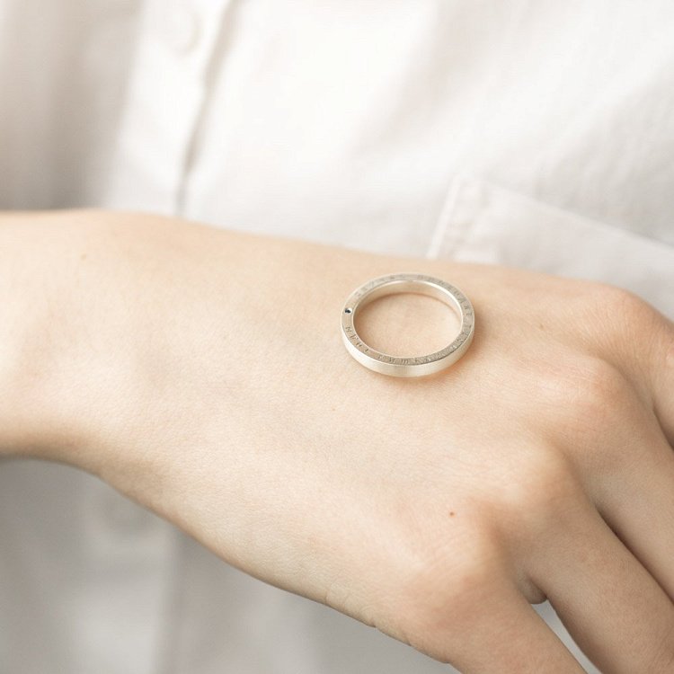 Срібний перстень ручної роботи "Найкращі роки" з сапфіром 112125bestyears від ювелірного магазину Онікс - 5