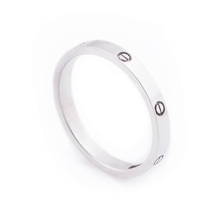 Жіноча золота каблучка без каменів к05222 від ювелірного магазину Онікс