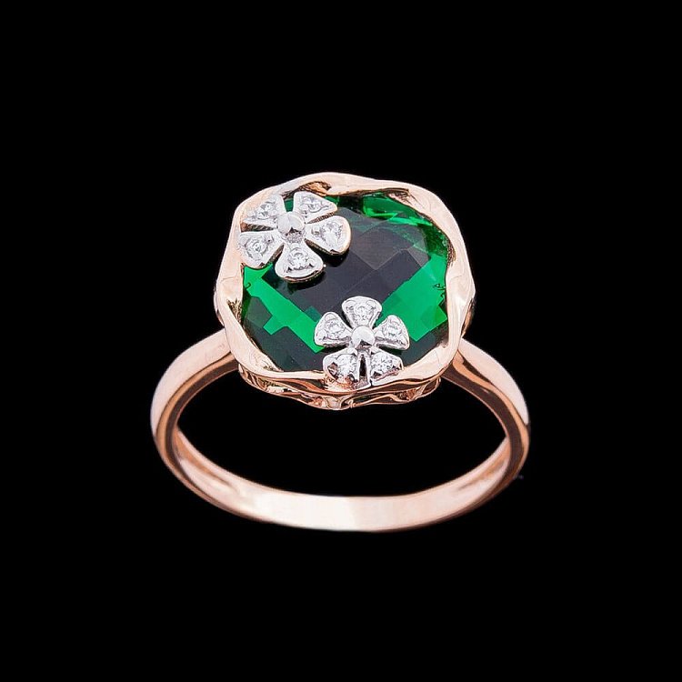 Золотое кольцо с фианитом к04401 от ювелирного магазина Оникс