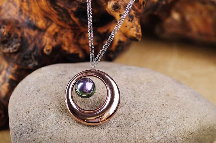 Подвеска с тройной цепочкой (позолота, родий, перламутр, чернение) 18048 от ювелирного магазина Оникс - 1