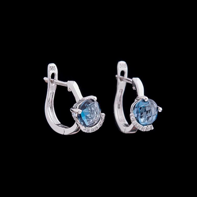 Золотые серьги с топазом Лондон голубой и бриллиантами C01157E от ювелирного магазина Оникс - 2