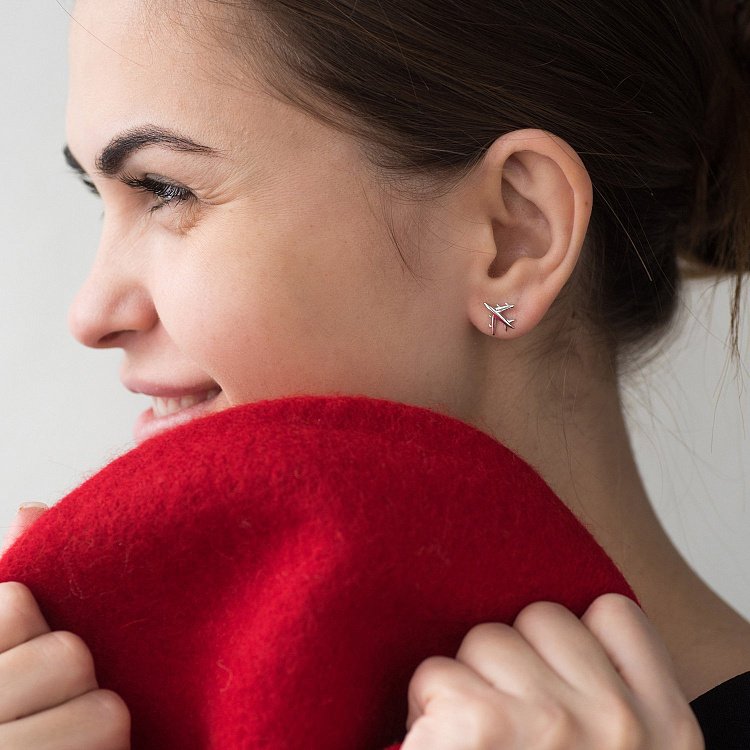 Золотые серьги-пусеты "Самолетик" с06678 от ювелирного магазина Оникс - 4