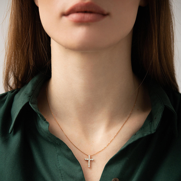 Золоте кольє "Хрестик" з діамантами 112142421 від ювелірного магазину Онікс - 1