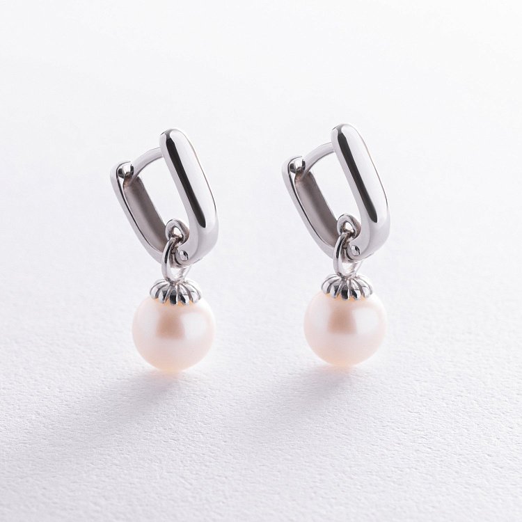 Золотые серьги с жемчугом с05836 от ювелирного магазина Оникс