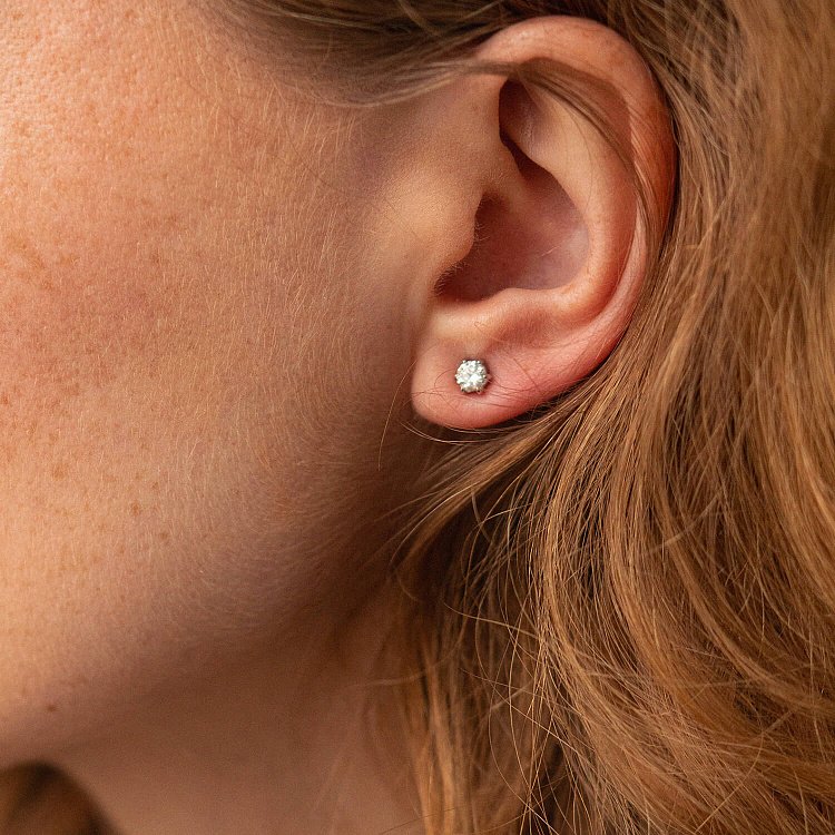 Золотые серьги - пусеты с бриллиантами сб0436ca от ювелирного магазина Оникс - 3