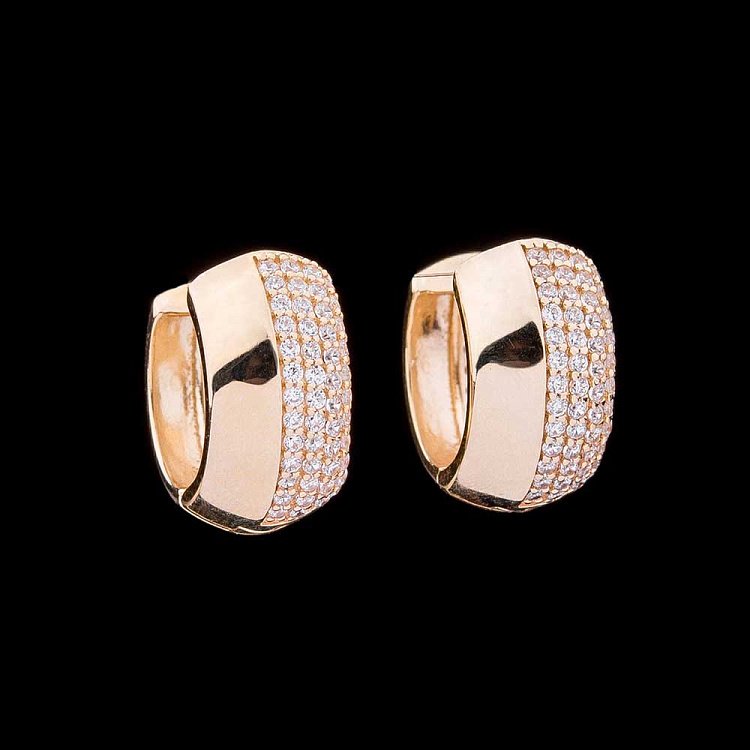 Золотые серьги кольца с фианитами с03672 от ювелирного магазина Оникс