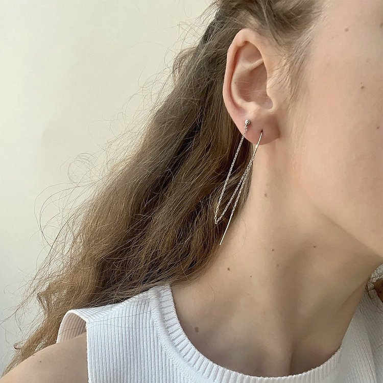 Срібна моносережка - протяжка "Кулька" 123055 від ювелірного магазину Онікс - 4