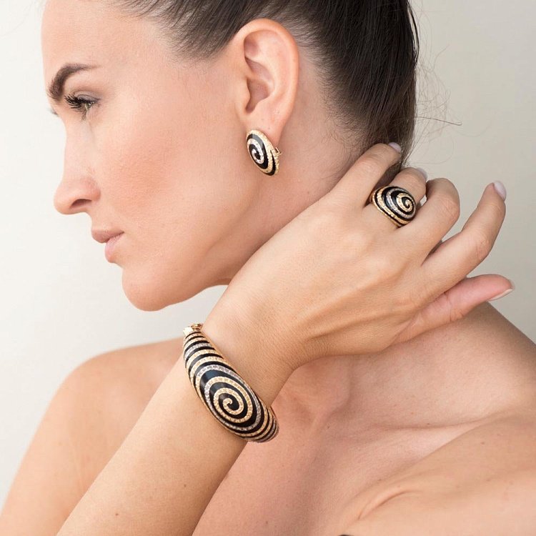 Золотой браслет с эмалью б01358 от ювелирного магазина Оникс - 3