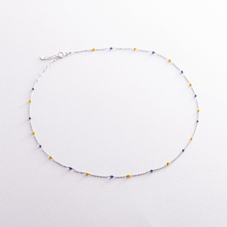 Кольє в білому золоті (синя та жовта емаль) кол02247 від ювелірного магазину Онікс