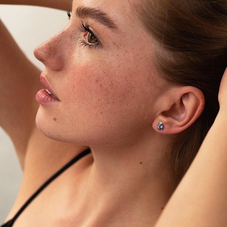 Золоті сережки - пусети з діамантами і сапфірами сб0408nl від ювелірного магазину Онікс - 6