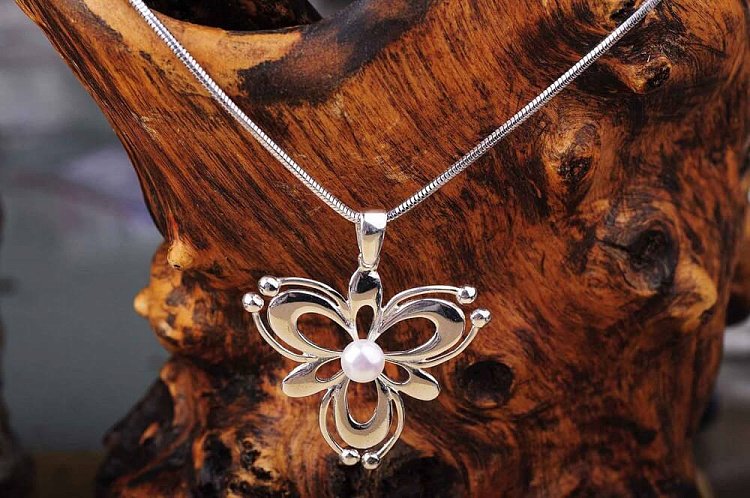 Підвіска "Конюшина" (культ. прісн. перли) 13851 - 2 Підвіска "Конюшина" (культ. прісн. перли) 13851 від ювелірного магазину Онікс - 2