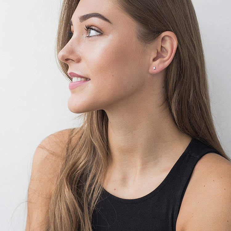 Золотые серьги-пусеты с бриллиантами сб0085са от ювелирного магазина Оникс - 4