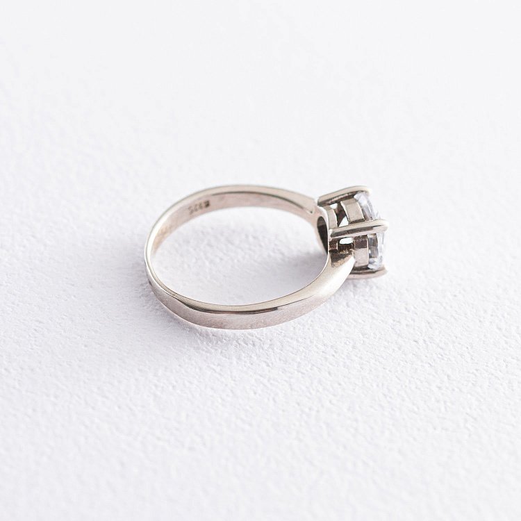 Серебряное помолвочное кольцо с фианитом 112118 от ювелирного магазина Оникс - 1