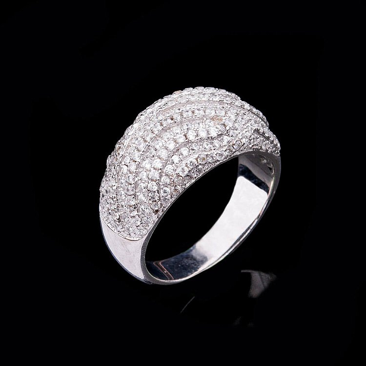 Серебряное кольцо с фианитами 111564 от ювелирного магазина Оникс - 2