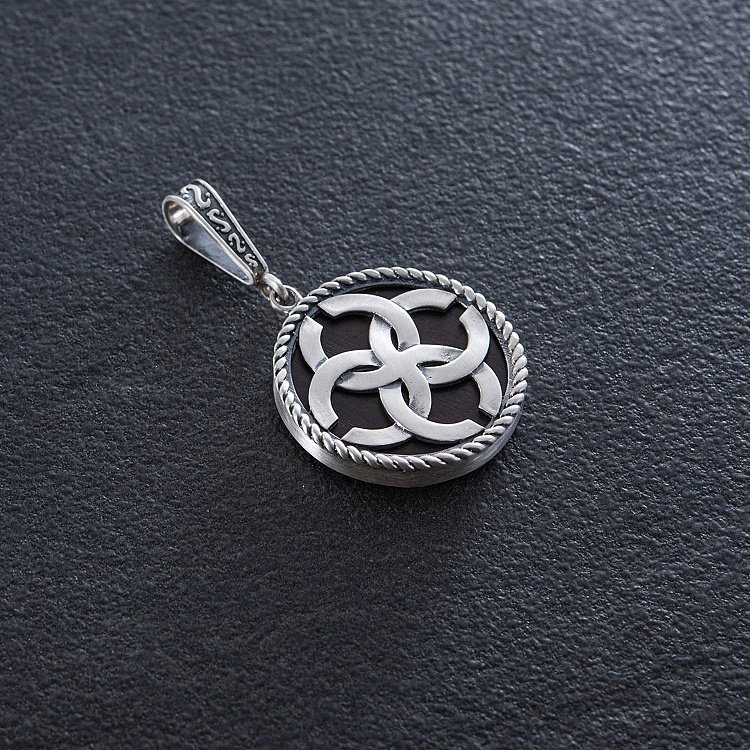 Серебряный кулон - оберег "Свадебник" с эбеновым деревом 085 от ювелирного магазина Оникс - 2