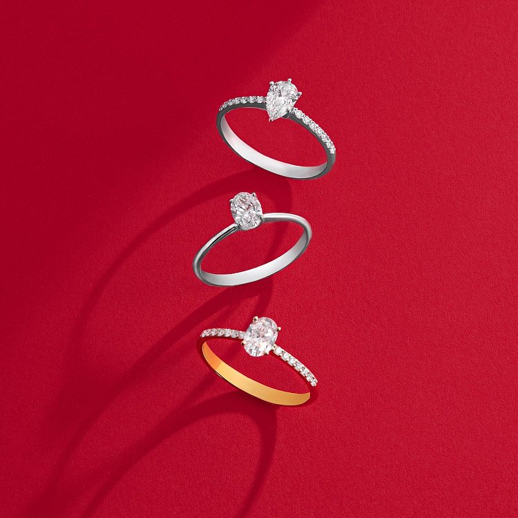 Помолвочное золотое кольцо с бриллиантами 242871121 от ювелирного магазина Оникс - 4