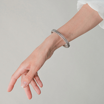 Жесткий браслет "Pauline" в белом золоте б05648 №2