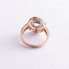 Золотое кольцо с голубым топазом и фианитами к04648 от ювелирного магазина Оникс - 2