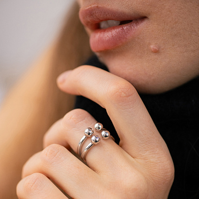 Серебряное кольцо "Шарики" 1546 №7