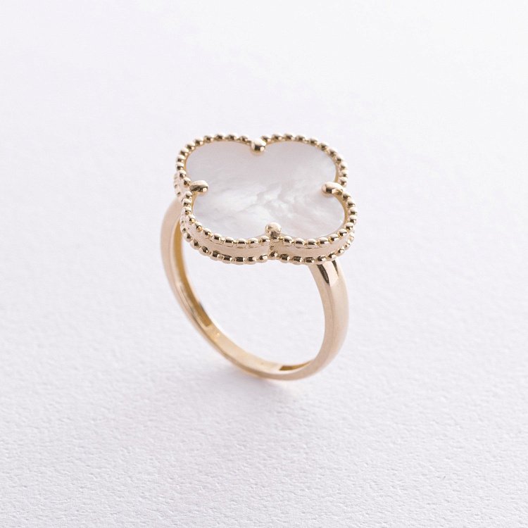 Кольцо "Клевер" в желтом золоте (перламутр) к07615 от ювелирного магазина Оникс - 3