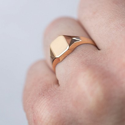 Мужская золотая печатка к08227 №4