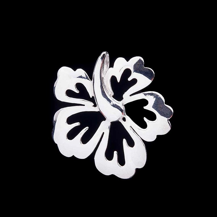 Срібна підвіска 131126 Срібна підвіска 131126 від ювелірного магазину Онікс