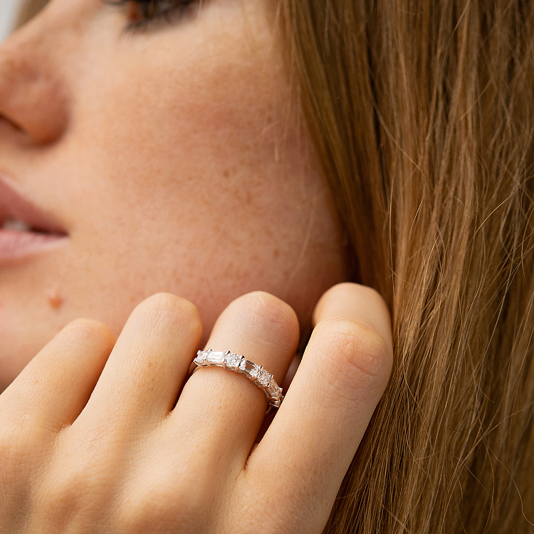 Золотое кольцо с бриллиантами кб0567lg от ювелирного магазина Оникс - 3