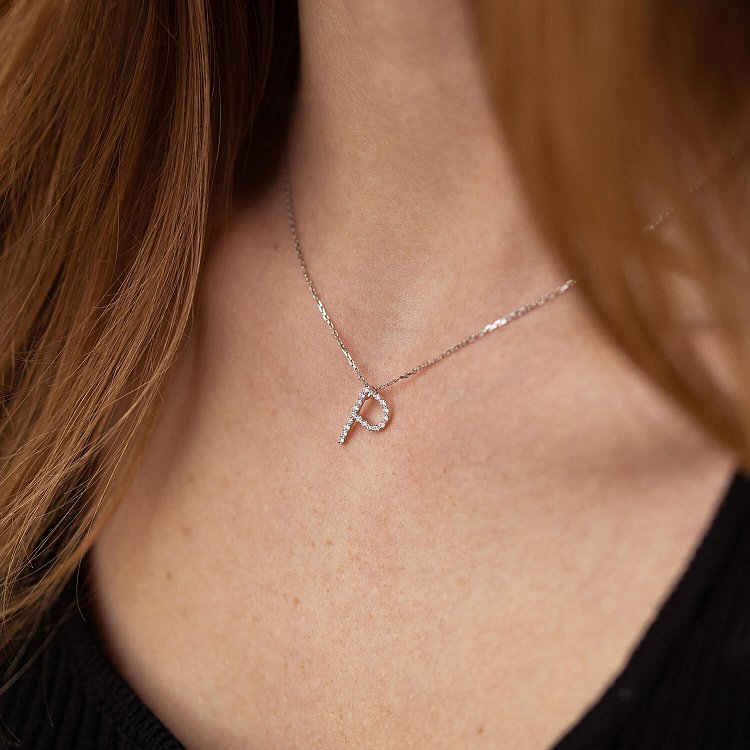 Золоте кольє з літерою "Р" з діамантами 134031121 від ювелірного магазину Онікс - 2