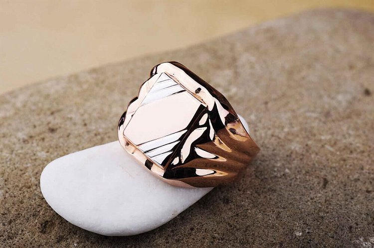 Золота каблучка к02630 від ювелірного магазину Онікс - 2