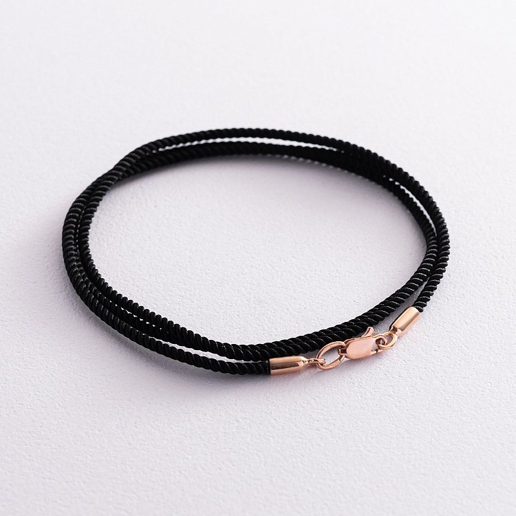 Шелковый шнурок с золотой застежкой кол00933 от ювелирного магазина Оникс