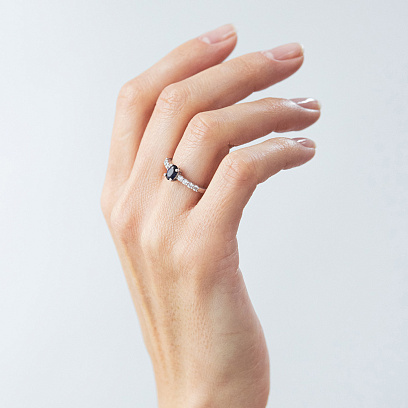 Срібна каблучка з сапфіром і фіанітами 1845/1p-HSPH №5