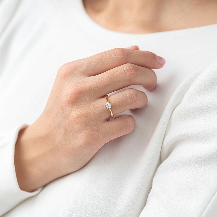 Золота заручальна каблучка (цирконій Swarovski) к06256 - 1 Золота заручальна каблучка (цирконій Swarovski) к06256 від ювелірного магазину Онікс - 1