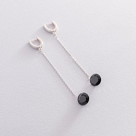 Серебряные серьги с черными камнями на цепочке 122926