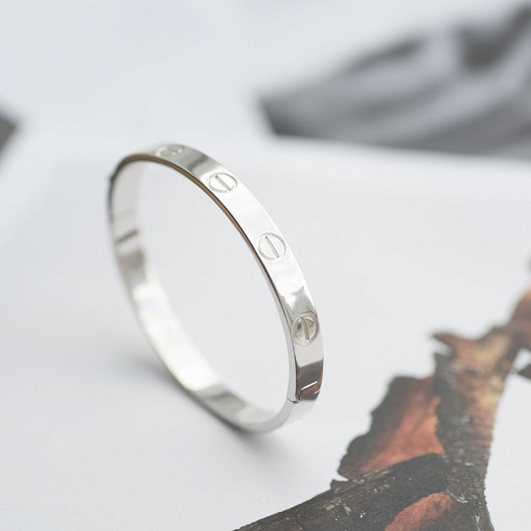 Серебряный жесткий браслет 14946 от ювелирного магазина Оникс - 5