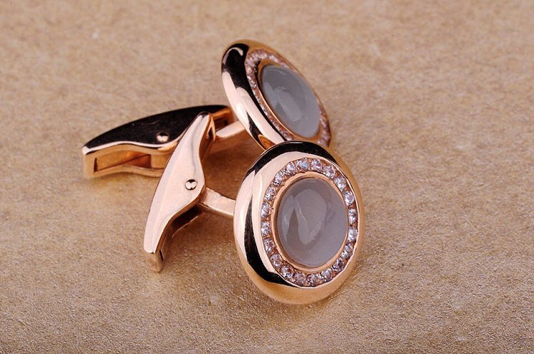 Золоті запонки (фіаніти, кош.глаз) бш027 від ювелірного магазину Онікс - 2