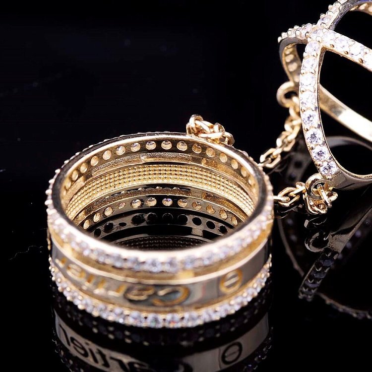 Золота каблучка на дві фаланги з фіанітами к03287 від ювелірного магазину Онікс - 5